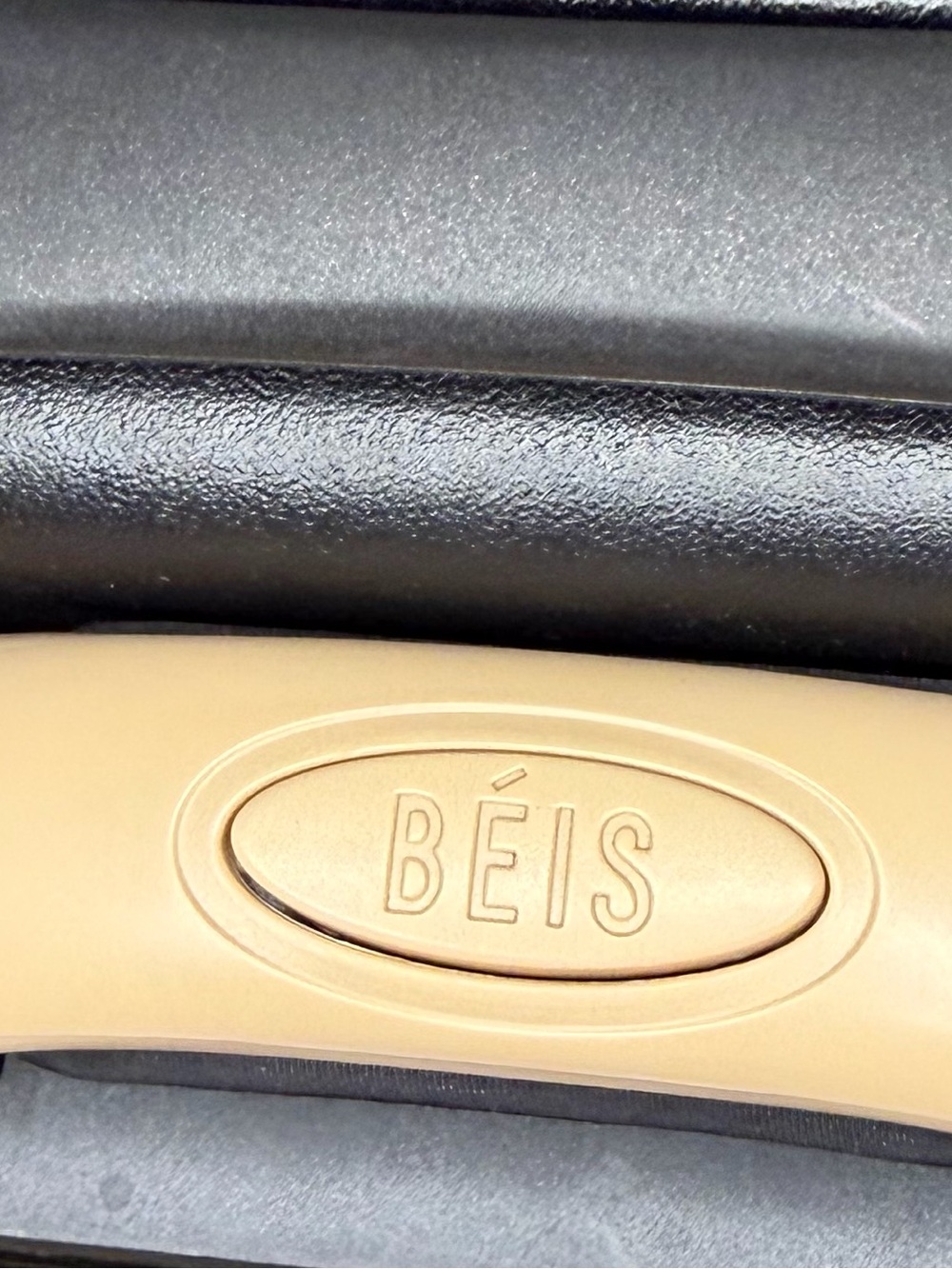 BEIS Black Small Carry-On Spinner Suitcase - Picture 7 of 15